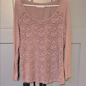 4/$20 Sale! Purple Lace Front Top 🌺